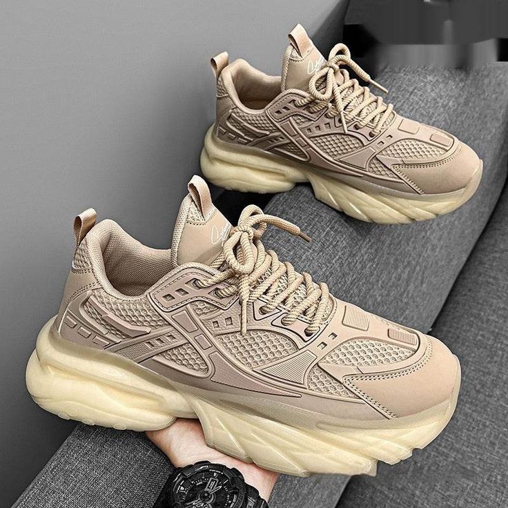 Summer Footwear Trends